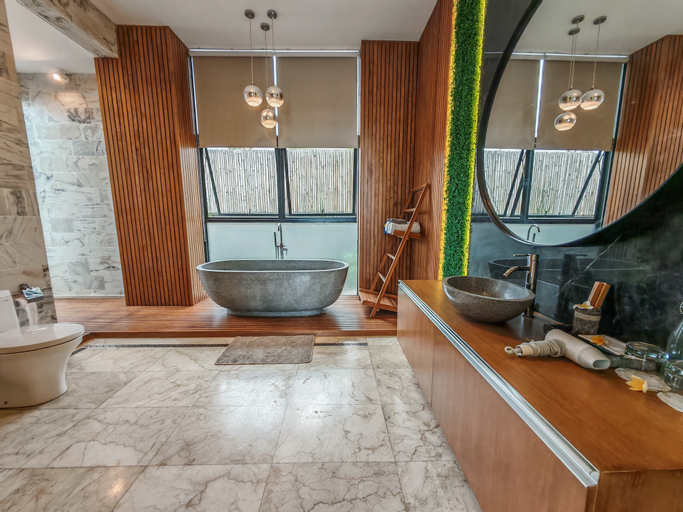 Bathroom 5