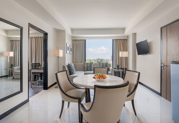 Dining Room 30