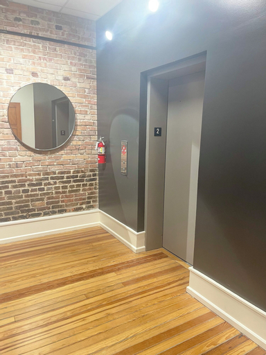 Luxe 220, New Hanover