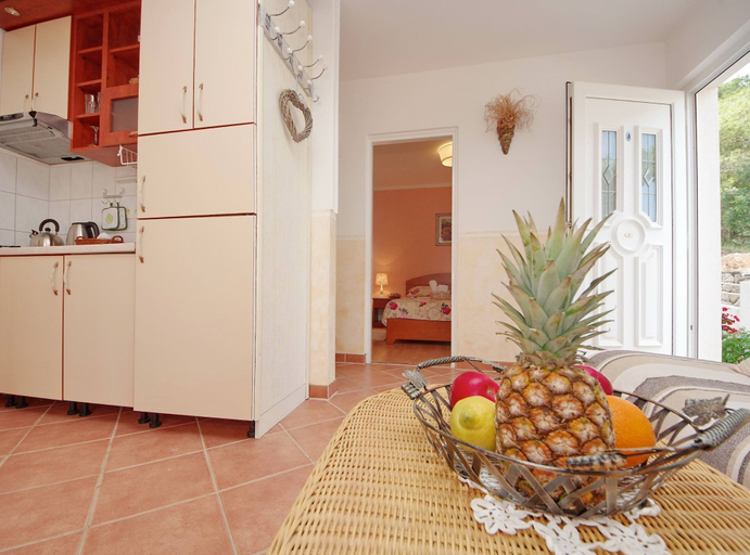 Others 5, Seafront Apartments Deveron, Jelsa