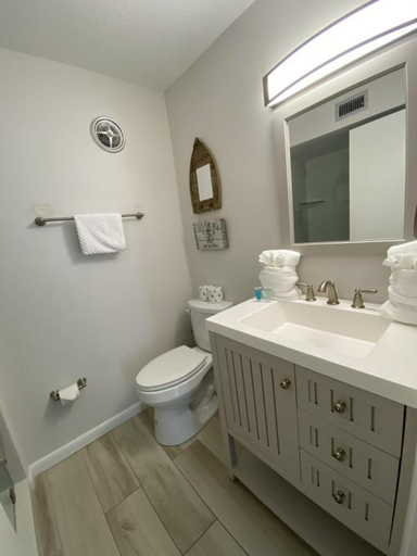 Bathroom 2, Palm Bay Club by Beachside Management, Sarasota