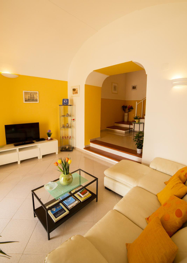 Others 3, Villa Marilisa, Salerno