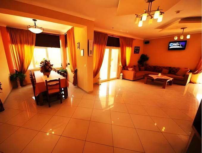 Others 5, Iraklis Hotel, East Macedonia and Thrace