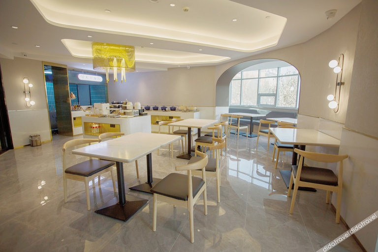 Food & Drinks 4, Starway Hotel Kuqa Tianshan Middle Road, Aksu