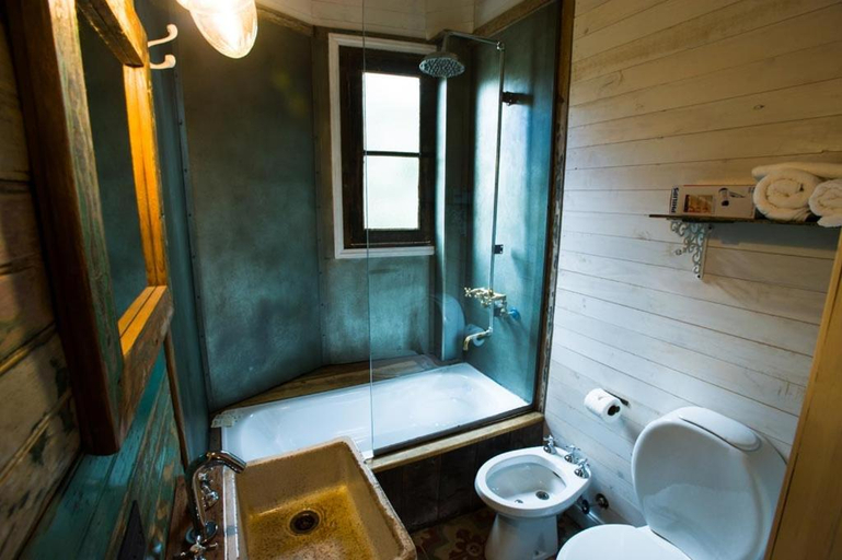 Bathroom 3, Departamentos de El Mercado, Los Lagos