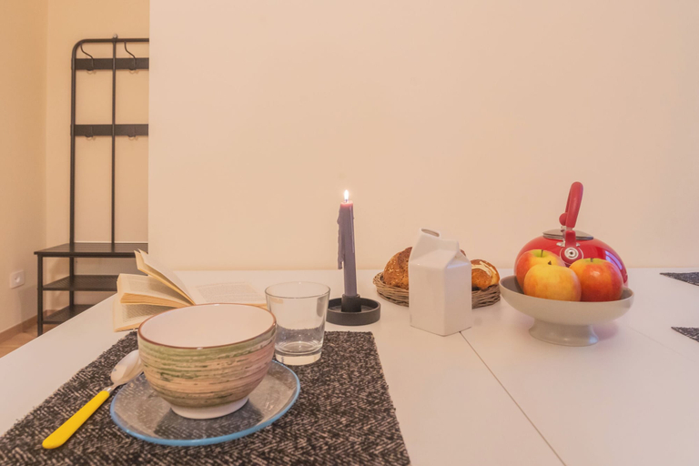 Food & Drinks 4, Simar Apartments nearby Como S.G. Train Station by Rent all Como, Como