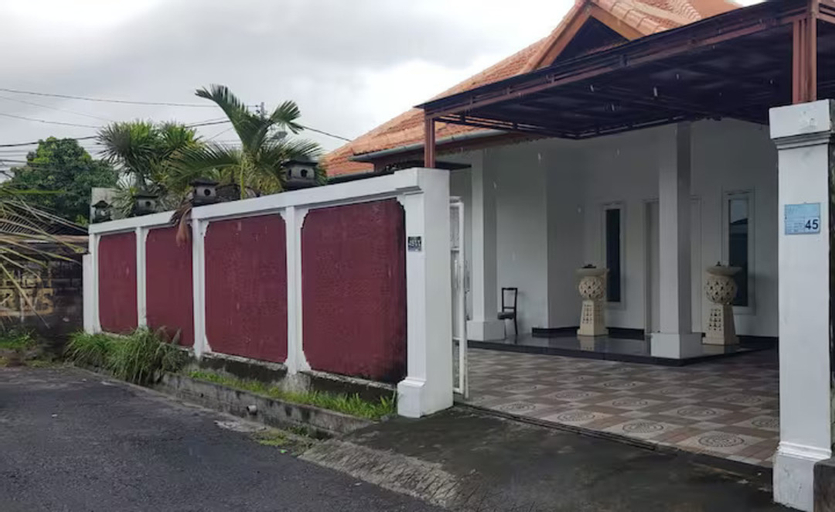 Riori Home - 5 BR with private bathroom, Denpasar