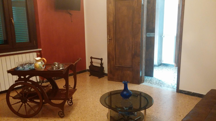 Others 5, Casa Il Sogno, La Spezia