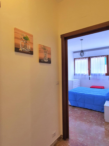 Centre Home, Genova