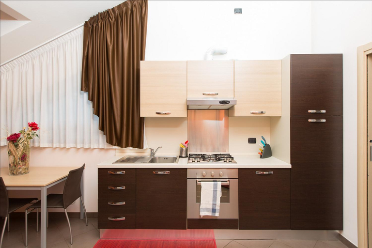 Dining Room 18