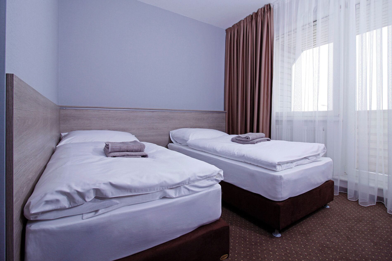 Bedroom 2, Ikaros Hotel Bratislava, Bratislava II
