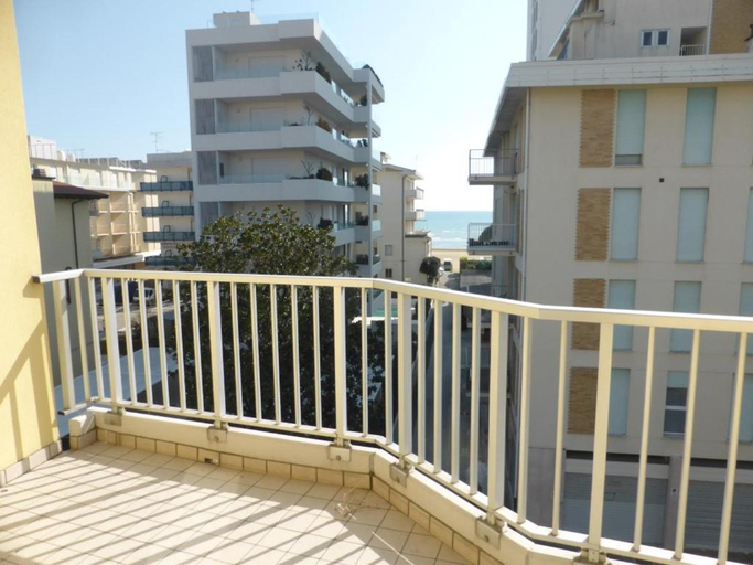 Others 3, RESIDENCE PLAYA, Venezia