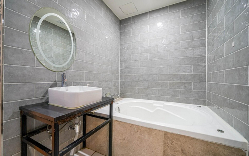 Bathroom 6