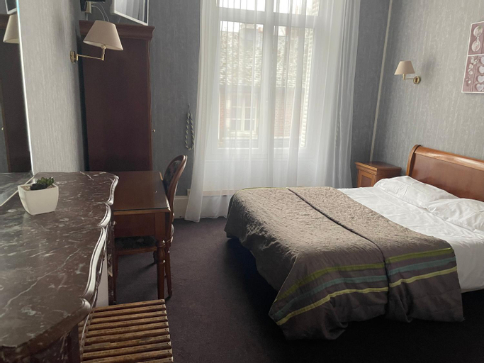 Bedroom 2, Hotel LE BEAU SITE, Loiret