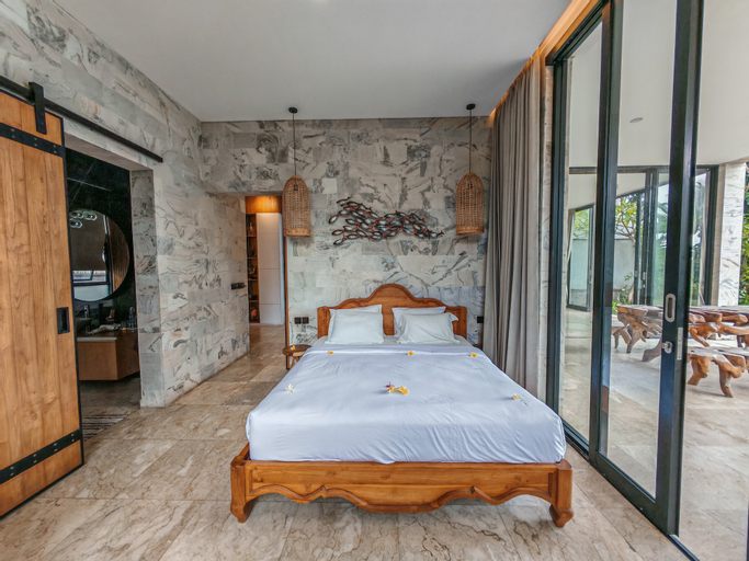 Bedroom 12