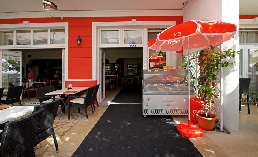Food & Drinks 5, Lux Hotel Pansion, Senj