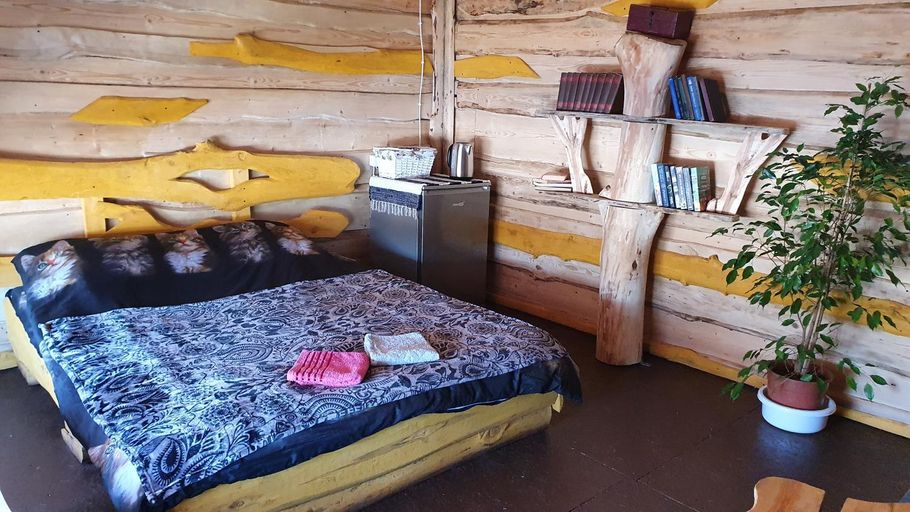 Others 4, Viesu maja Kakis kruze, Daugavpils