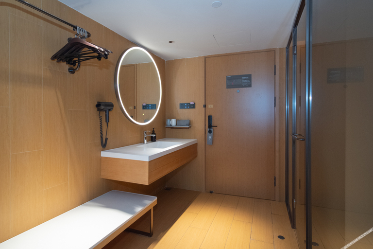 Bathroom 3, Ji Hotel Sanya QianguQing, Sanya