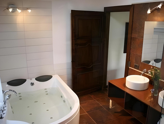Bathroom 3, Hotel Campestre La Navarra, Armenia