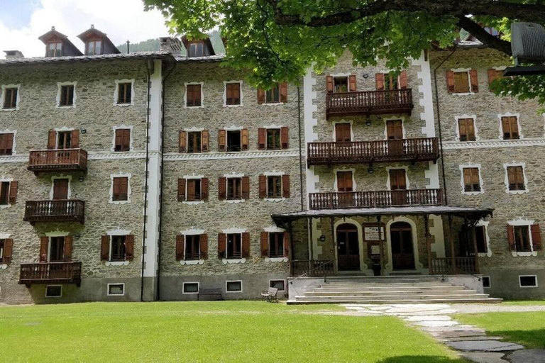 4, Appartamenti e camere del Re e della Regina - Grand Hotel Ceresole Reale, Torino