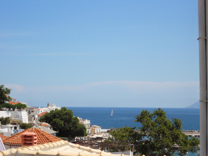 Others 2, Aggela Guesthouse, Thessaly