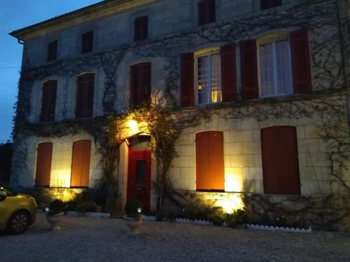 Others 4, Chambre confortable dans maison bourgeoise, Charente-Maritime