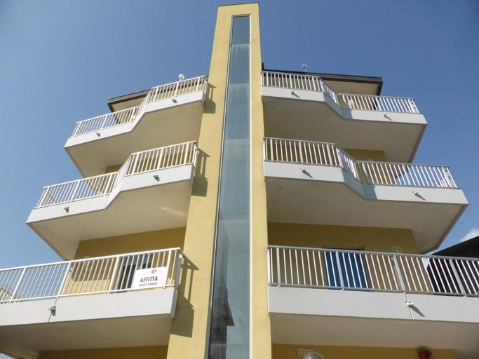 Others 5, RESIDENCE PLAYA, Venezia
