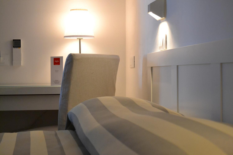 Others 3, Hellorooms lungomare Matteotti 21 a 700 mt dal centro citta, Pescara