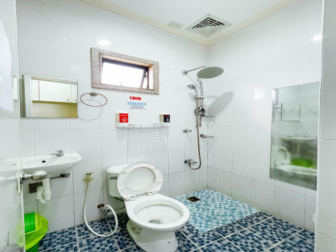 1, CPG Estate Hotel Taguig, Taguig