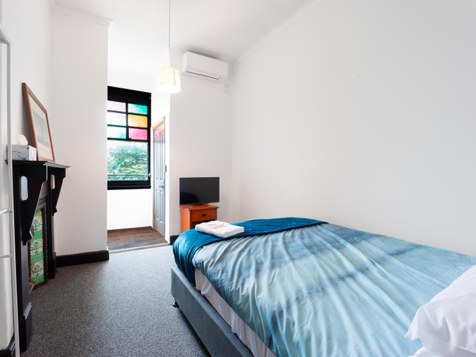 Bedroom 3, imperial hotel motel portland 2847, Lithgow