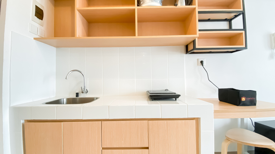 Others 4, Compact and Minimalist Studio at Tokyo Riverside PIK 2 Apartment By Travelio, Tangerang