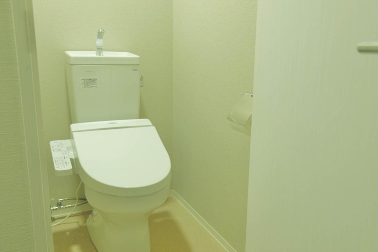 Bathroom 9