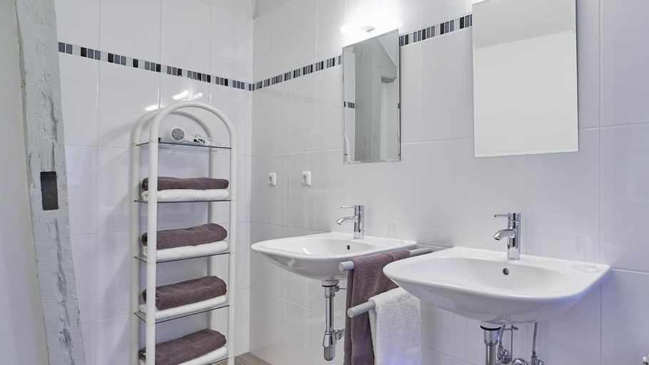 Bathroom 2, Klosterkrug Apartments, Lüneburg