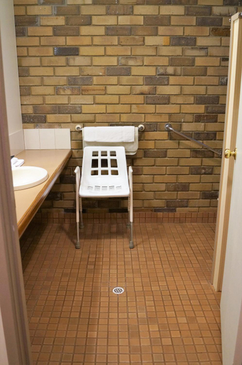 Bathroom 4