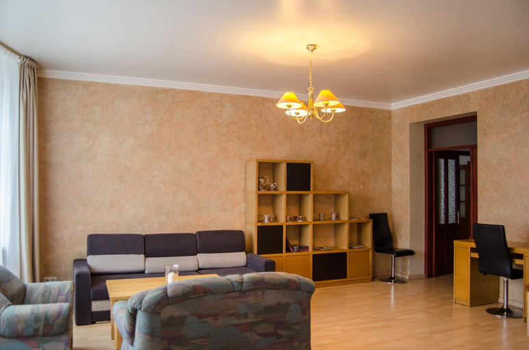 Others 5, City Inn Riga Apartment, Old Town History Heritage with parking, Riga