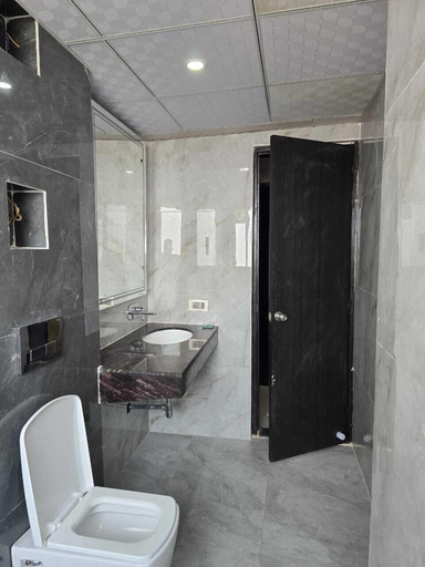 Bathroom 4, Ringus Luxury Line, Chandauli