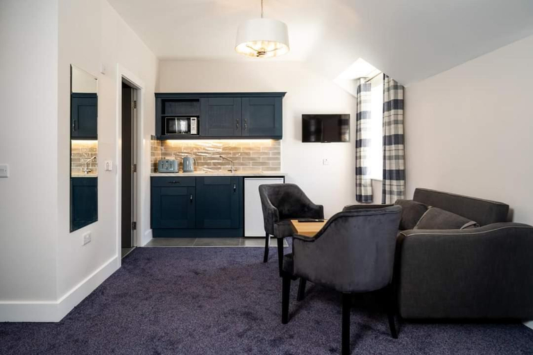 Others 3, Bridge Inn Studio Apartments