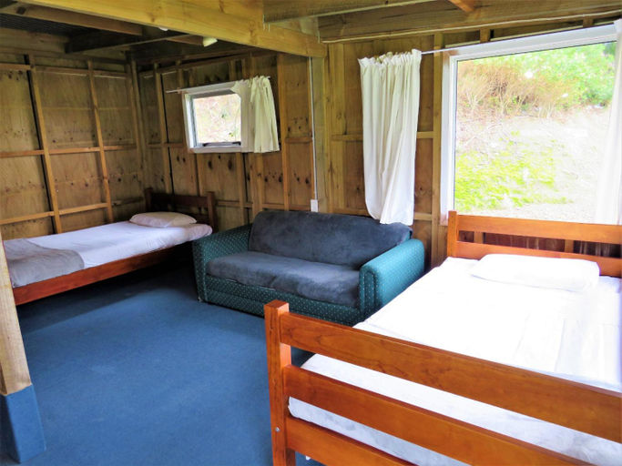 Bedroom 2, Matauri Bay Holiday Park, Far North