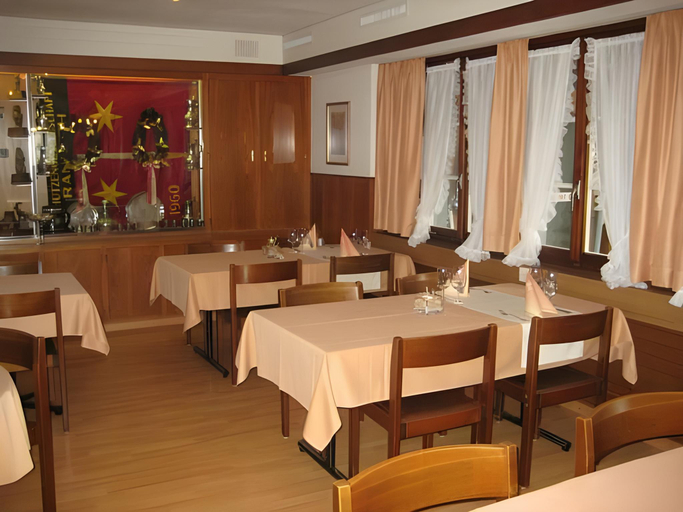 Food & Drinks 5, Hotel Baren, Signau