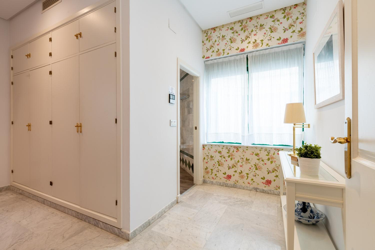 Bathroom 2, Sevilla Central Suites Apartamentos Puerta Jerez, Sevilla
