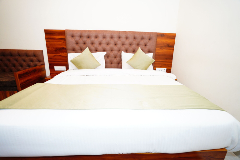 Bedroom 3, Phool Chatti Resort, Garhwal