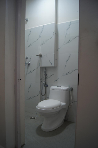 Bathroom 1, Cornerbunker, Mysore