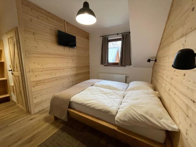Bedroom 2, Inovecka Chata, Trenčín