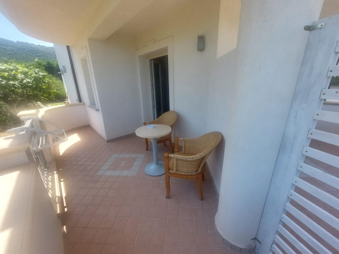 Others 4, Blue Marine - Free Parking, Vibo Valentia