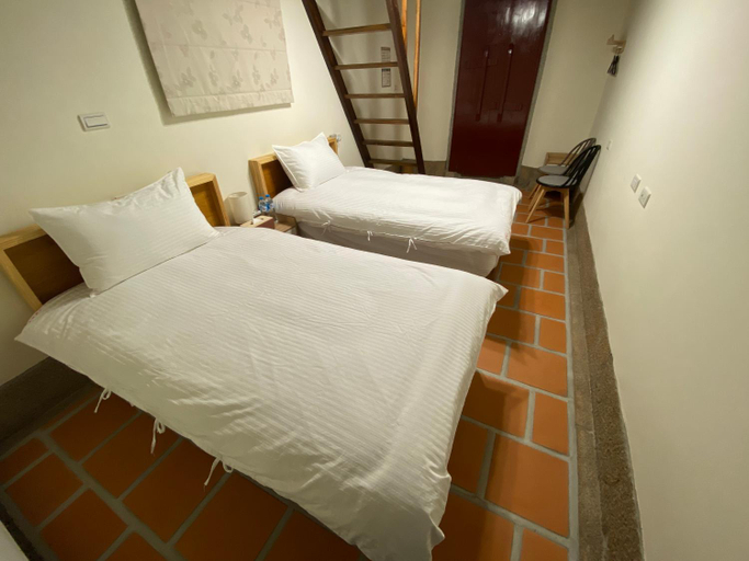 Bedroom 9