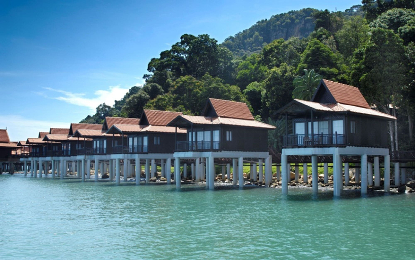Exterior 10
