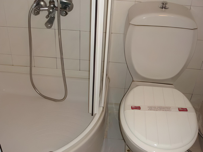Bathroom 5, Otel Balca, Konak