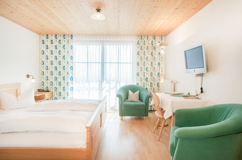 Bedroom 2, Hotel Dreilanderblick Dornbirn, Dornbirn