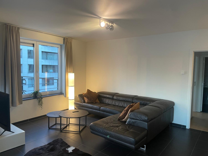Others 5, Apartment in Heart of Brussel City with Balcony View, Bruxelles