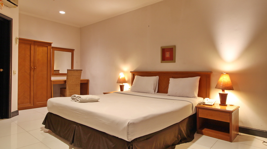 Bedroom 12